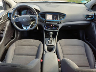 Hyundai IONIQ foto 8