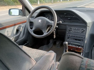 Peugeot 605 foto 8