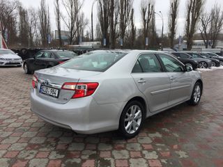 Toyota Camry foto 6