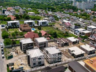 Casă în 2 nivele! Râșcani, str. Chicago, 180m2! Variantă albă! foto 14