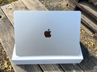 MacBook Air 15 M3 24 цикла 100% батарея foto 8