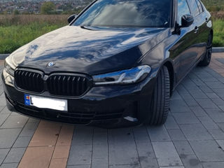 BMW 5 Series foto 2