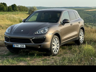 Porsche Cayenne foto 1