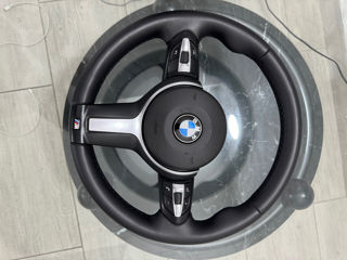 Volan BMW f10 vibrație