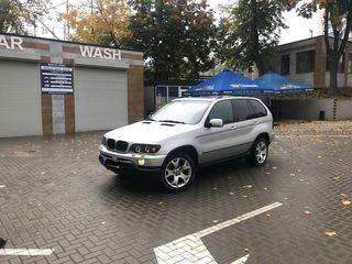 BMW X5 foto 1