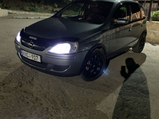 Opel Corsa foto 2