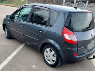 Renault Scenic foto 2