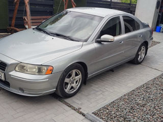 Volvo S60 foto 2