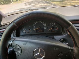 Mercedes E-Class foto 7