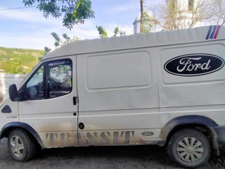 Ford Tranzit foto 2