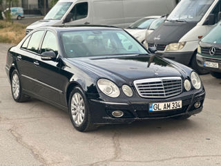 Mercedes E-Class foto 3