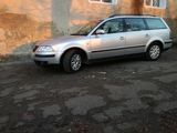 Volkswagen Passat foto 1