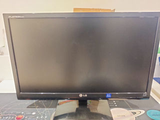 Monitor LG Flatron E2441