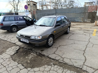 Nissan Sunny foto 3