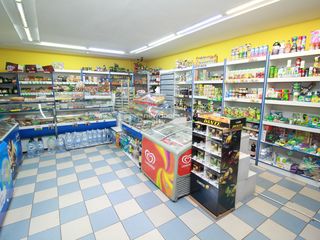 Продается готовый бизнес в Codru - str.Costiujeni - Alimentara foto 2