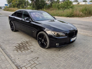 BMW 7 Series foto 3