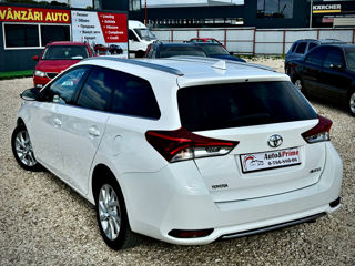 Toyota Auris foto 3