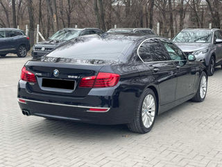 BMW 5 Series foto 3