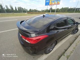 Hyundai Elantra foto 20