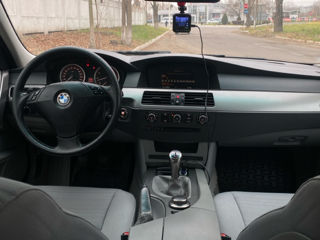 BMW 5 Series foto 4