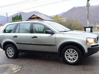 Volvo XC90 foto 1