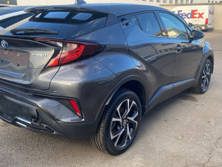 Toyota C-HR foto 3