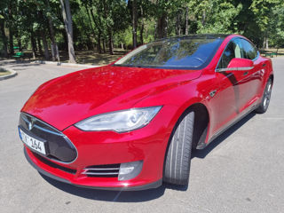 Tesla Model S foto 3