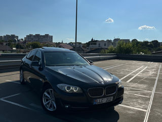 BMW 5 Series foto 4