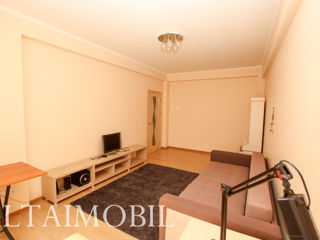 Apartament cu 2 camere, 65 m², Botanica, Chișinău foto 2