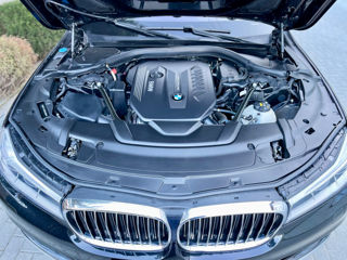 BMW 7 Series foto 9