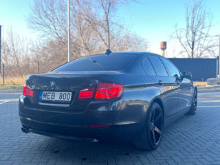 BMW 5 Series foto 3