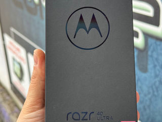 Motorola Razr 40 Ultra 8/256GB  (Nou) foto 1
