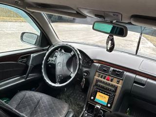 Mercedes E-Class, 2001