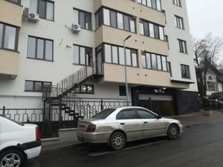 Apartament cu 2 camere, 100 m², Sculeni, Chișinău