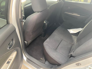 Toyota Yaris foto 3