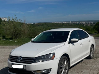 Volkswagen Passat foto 2