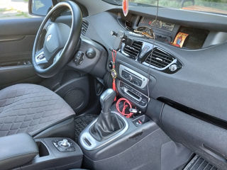 Renault Scenic foto 6