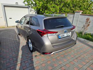 Toyota Auris foto 4