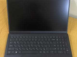 Dell Vostro 3525	15.6 inch foto 4