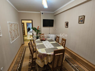 Apartament cu 3 camere, 109 m², Ciocana, Chișinău foto 3