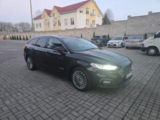 Ford Mondeo foto 4