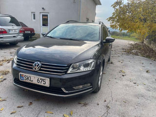 Volkswagen Passat foto 2