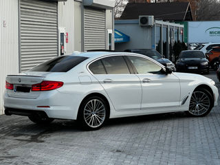 BMW 5 Series foto 3