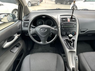 Toyota Auris foto 8