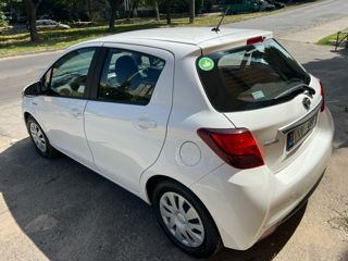 Toyota Yaris foto 7