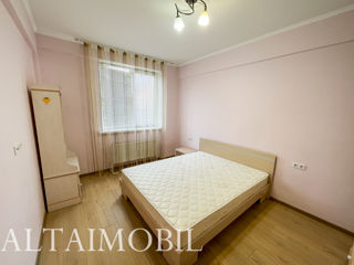 Apartament cu 2 camere, 65 m², Botanica, Chișinău foto 9