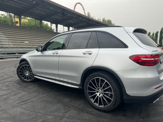 Mercedes GLC foto 8