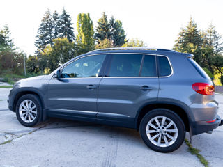 Volkswagen Tiguan foto 2