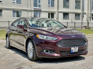 Ford Fusion foto 1