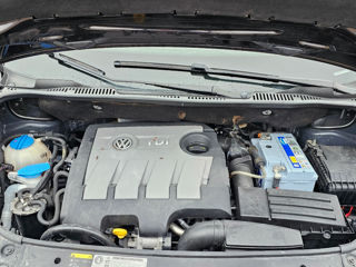 Volkswagen Touran foto 13